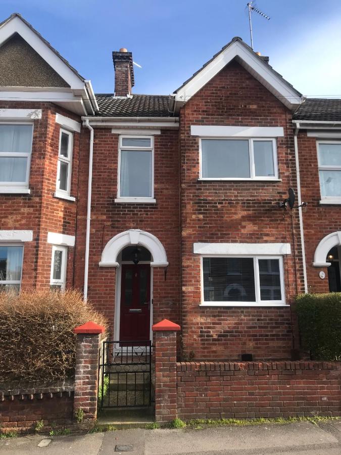 3 Double Bed House 10 Mins From Sandbanks Poole Exterior photo